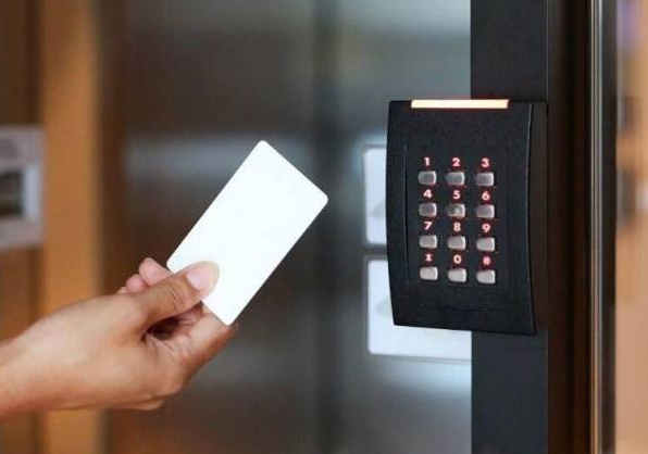 插入式芯片门禁卡向感应式转换 插入式芯片门禁卡向感应式转换